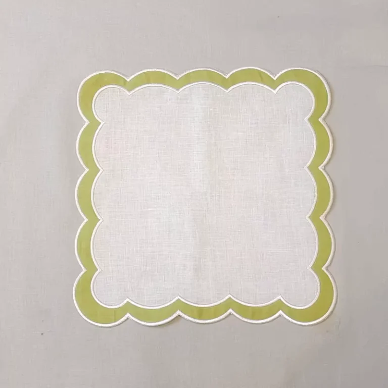 scalloped-edge-napkin1-4